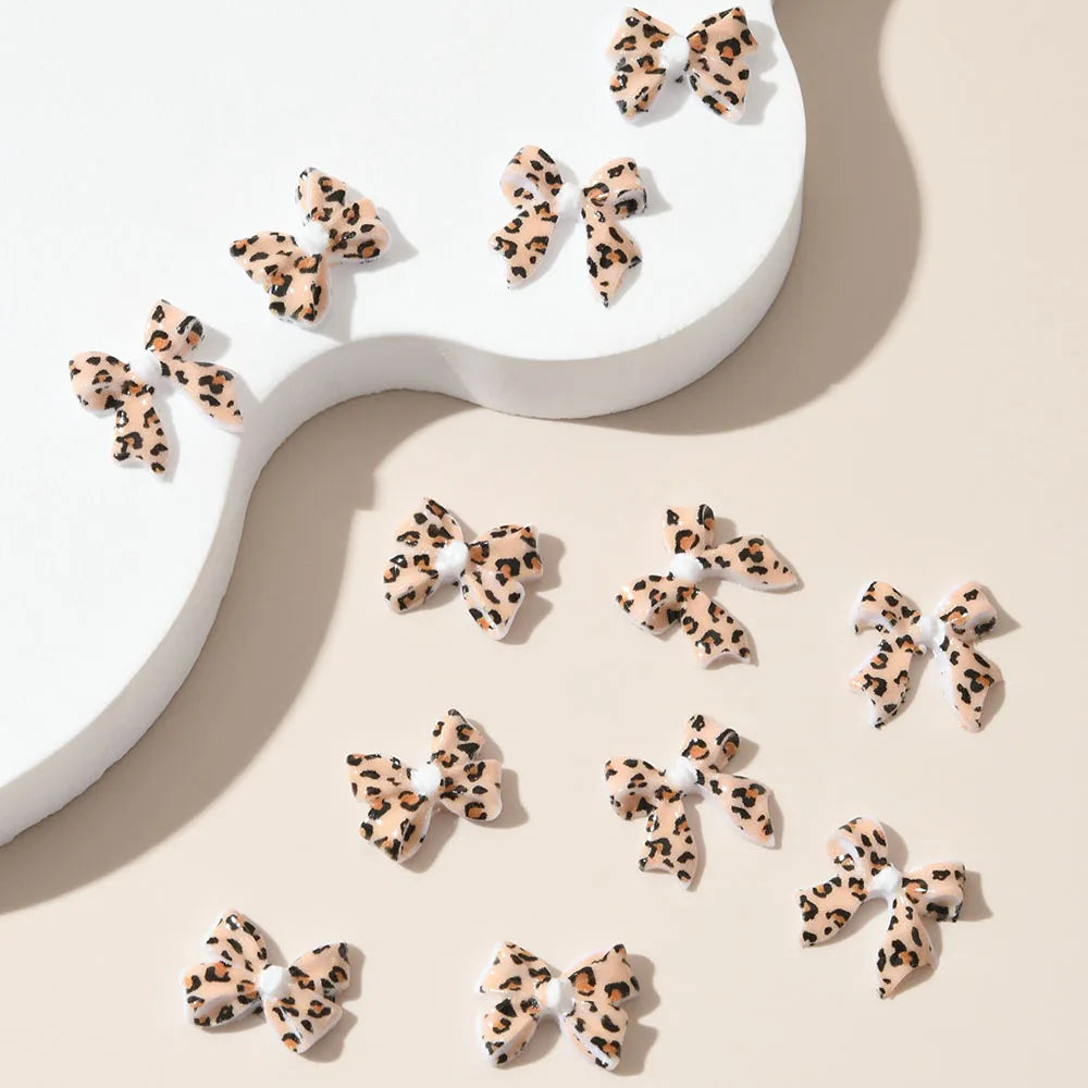 50pcs Leopard Print Bow Nail Charms