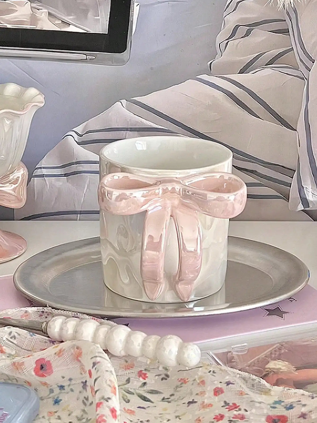 dreamy bow ceramic mug
