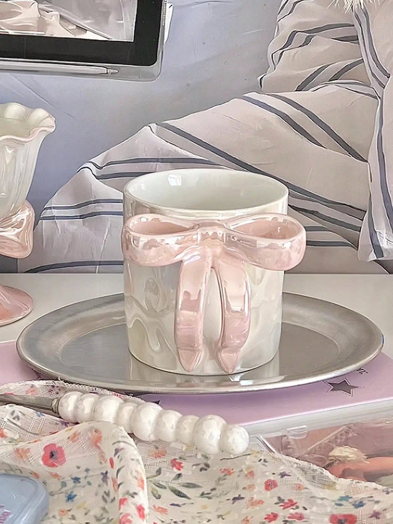 dreamy bow ceramic mug