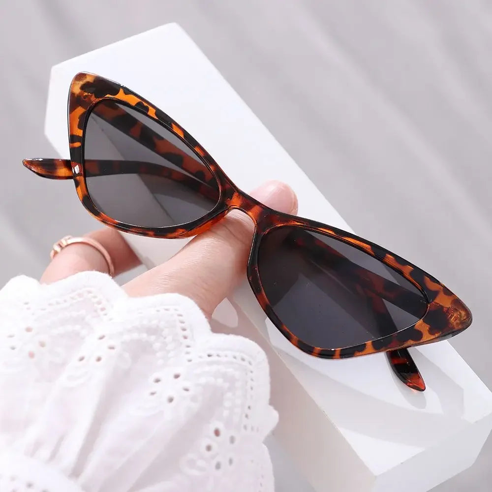 Vintage Small Cat Eye Sunglasses