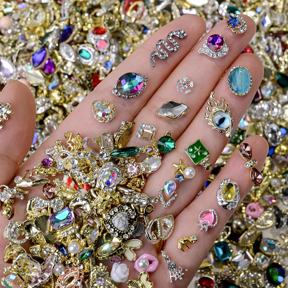 50Pcs Random Mix luxury nail charm