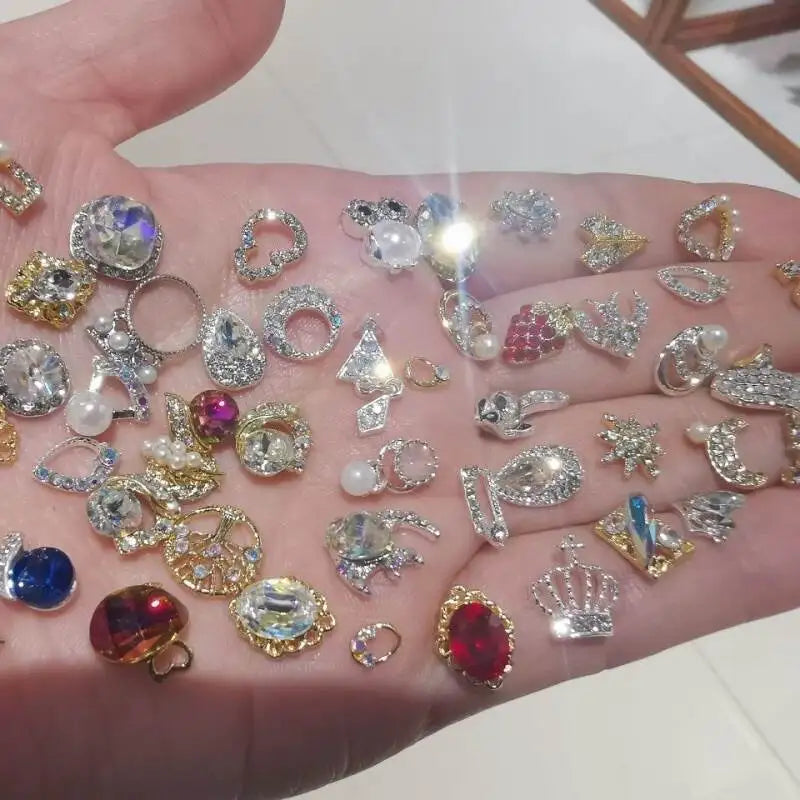 50Pcs Random Mix luxury nail charm